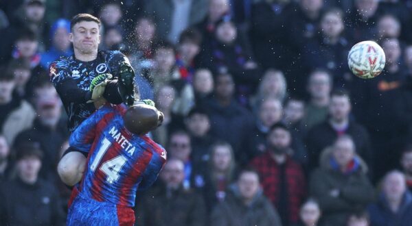 Soccer Football - FA Cup - Fifth Round - Crystal Palace v Millwall - Selhurst Park, London, Britain - March 1, 2025 Millwall's Liam Roberts fouls Crystal Palace's Jean-Philippe Mateta and is later sent off REUTERS/David Klein Photo: David Klein/REUTERS