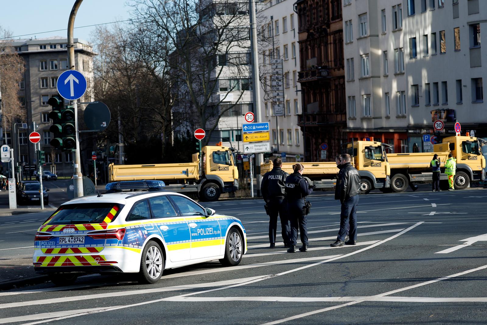 Police secure the area during preparations for the traditional "Rosenmontag" Rose Monday carnival parade in Mainz, Germany, March 3, 2025. REUTERS/Heiko Becker Photo: Heiko Becker/REUTERS