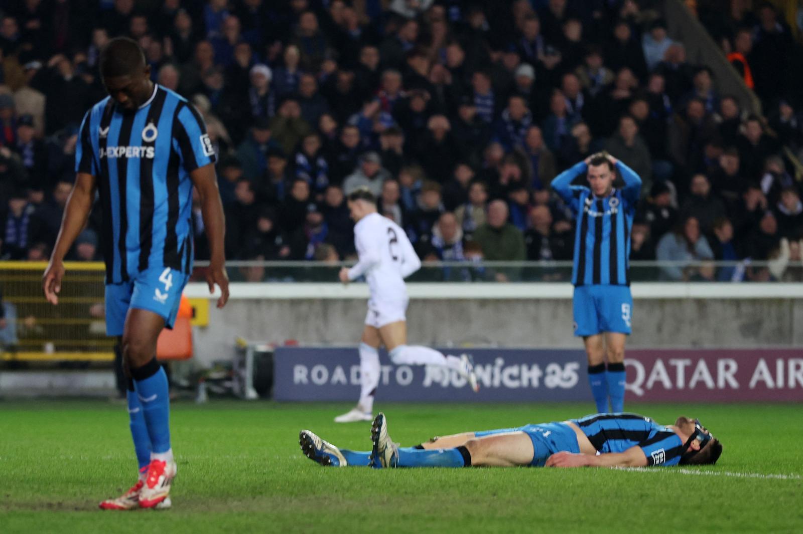 Soccer Football - Champions League - Round of 16 - First Leg - Club Brugge v Aston Villa - Jan Breydel Stadium, Bruges, Belgium - March 4, 2025  Club Brugge's Brandon Mechele reacts after scoring an own goal and Aston Villa's second Action Images via Reuters/Paul Childs Photo: Paul Childs/REUTERS