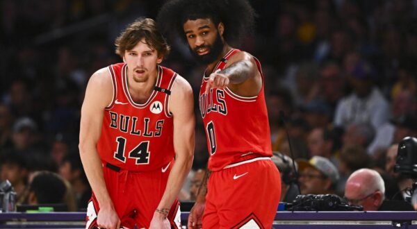 Mar 22, 2025; Los Angeles, California, USA; Chicago Bulls guard Coby White (0) points with Chicago Bulls forward Matas Buzelis (14) against the Los Angeles Lakers during the second half at Crypto.com Arena. Mandatory Credit: Jonathan Hui-Imagn Images Photo: Jonathan Hui/REUTERS