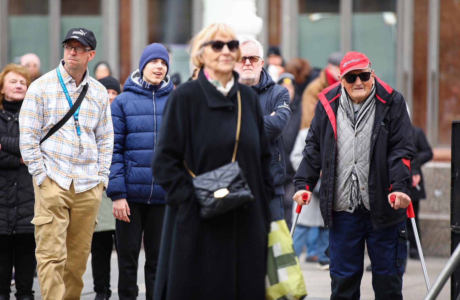 01.03.2025., Zagreb, Prosvjed umirovljenika protiv siromastva, korupcije i kriminala odrzan je na sredisnjem Trgu bana Josipa Jelacica u Zagrebu Photo: EmicaElvedji/PIXSELL