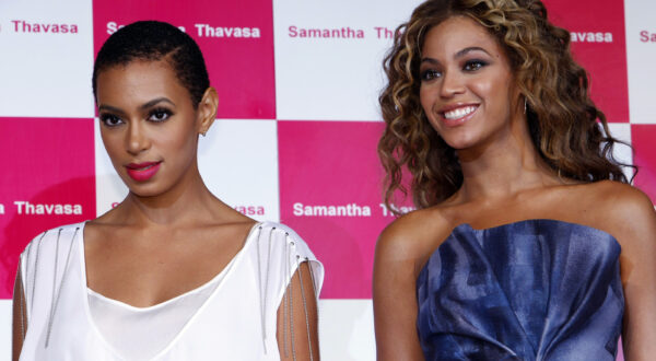 Singer Beyonce, right, and her sister Solange Knowles pose for photographers during a promotional event for Japanese fashion brand Samantha Thavasa at Tokyo Disneyland hotel in Urayasu, near Tokyo, Japan, Monday, Aug. 10, 2009. (AP Photo/Shizuo Kambayashi)