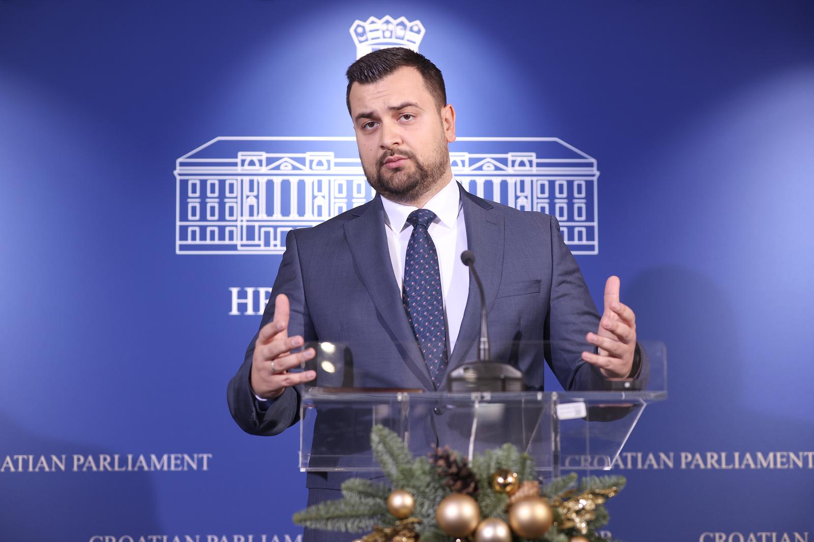 04.12.2024., Zagreb - Na konferenciji za medije odrzanoj u Saboru o  izboru ustavnih sudaca govorio je Armin Hodzic. Photo: Patrik Macek/PIXSELL