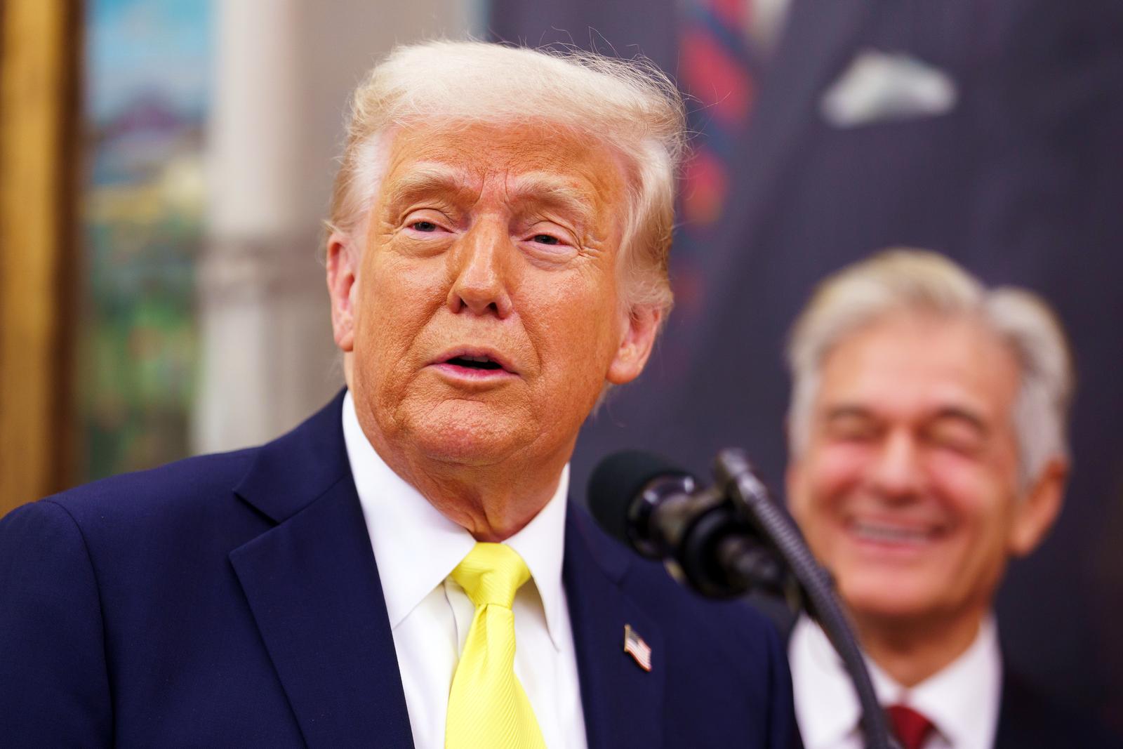 United States President Donald Trump during a swearing in ceremony of Mehmet Oz as Administrator of the Centers for Medicare and Medicaid Services in the Oval Office at the White House, Washington, DC, USA, 18 April 2025.  Credit: Will Oliver / Pool via CNP Photo via Newscom Photo: Will Oliver - Pool via CNP/NEWSCOM