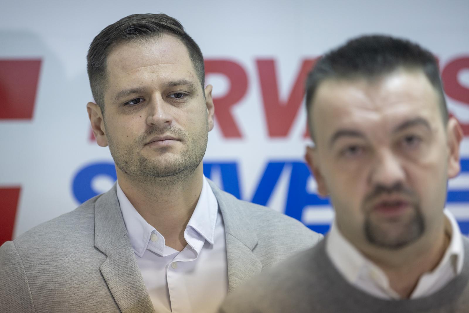 11.12.2024., Vukovar - Saborski zastupnik i predsjednik Hrvatskih suverenista Marijan Pavlicek odrzao je konferenciju za medije s temom uvodjenje poreza na nekretnine. Photo: Davor Javorovic/PIXSELL