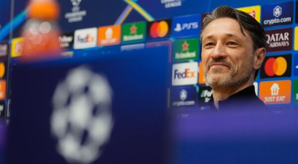 epa12018542 Borussia Dortmund's head coach Niko Kovac attends a press conference in Barcelona, Spain, 08 April 2025. Borussia Dortmund will face FC Barcelona in their UEFA Champions League quarter finals first leg soccer match on 09 April 2025.  EPA/Enric Fontcuberta