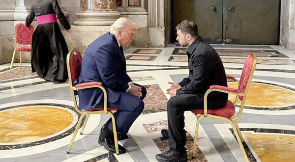 epa12056123 epa12056107 A handout photo made available by the Ukrainian Presidential Press Service shows Ukrainian President Volodymyr Zelensky (R) meeting with US President Donald J. Trump (L)  in Saint Peter's Cathedral prior to the funeral Mass of Pope Francis in Saint Peter's Square in Vatican City, 26 April 2025. Pope Francis passed away on Easter Monday, 21 April 2025, at the age of 88.  EPA/PRESIDENTIAL PRESS SERVICE HANDOUT HANDOUT  HANDOUT EDITORIAL USE ONLY/NO SALES  EPA-EFE/PRESIDENTIAL PRESS SERVICE HANDOUT HANDOUT  HANDOUT EDITORIAL USE ONLY/NO SALESHANDOUT EDITORIAL USE ONLY/NO SALES
