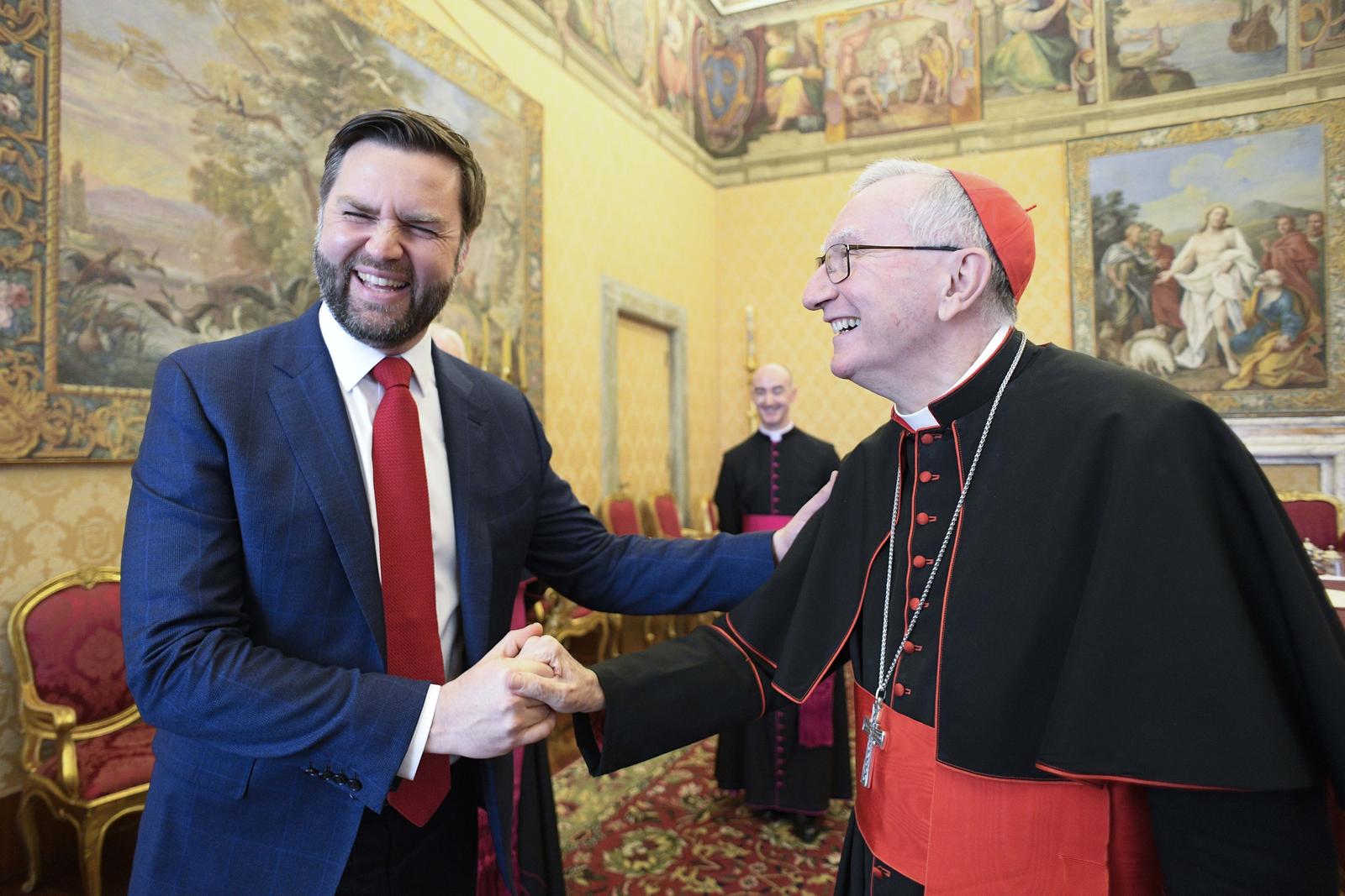 **NO LIBRI** Italy, Rome,Vatican  2025/4/20 Cardinal Pietro Parolin receives in private audience U.S. Vice President JD Vance at the Vatican .Photograph by VATICAN MEDIA   / Catholic Press Photo Photo: VATICAN MEDIA / ipa-agency.net/IPA