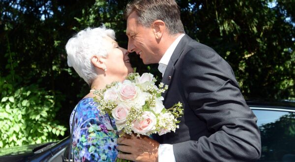 31.07.2013., dvorac Trakoscan, Krapina -  Povodom godisnjice prvog sastanka u dvorcu Trakoscan susreli su se bivsa premijerka Hrvatske Jadranka Kosor i predsjednik Slovenije Borut PahorrPhoto: Marko Jurinec/PIXSELL