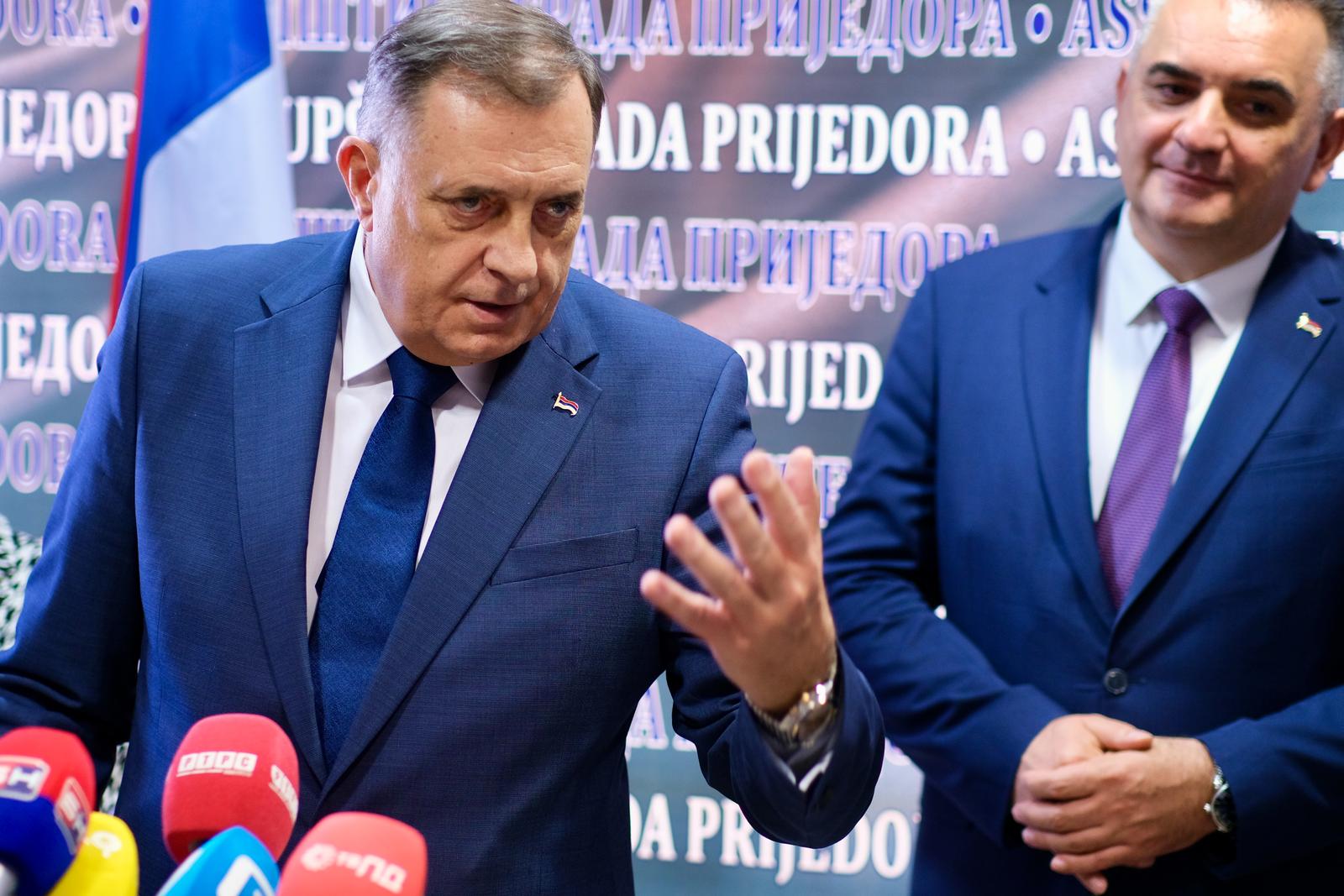 11.04.2025., Gradska uprava Prijedor, Prijedor (BiH) - Predsjednik Republike Srpske Milorad Dodik prisustvovao je prvoj posebnoj sjednici Skupstine grada Prijedora, na kojoj su teme bile nedavne poplave u ovom gradu kao i sporni rudnici u naseljima Bistrica i Bukova Kosa.
Photo: Dejan Rakita/Pixsell Photo: Dejan Rakita/PIXSELL/PIXSELL