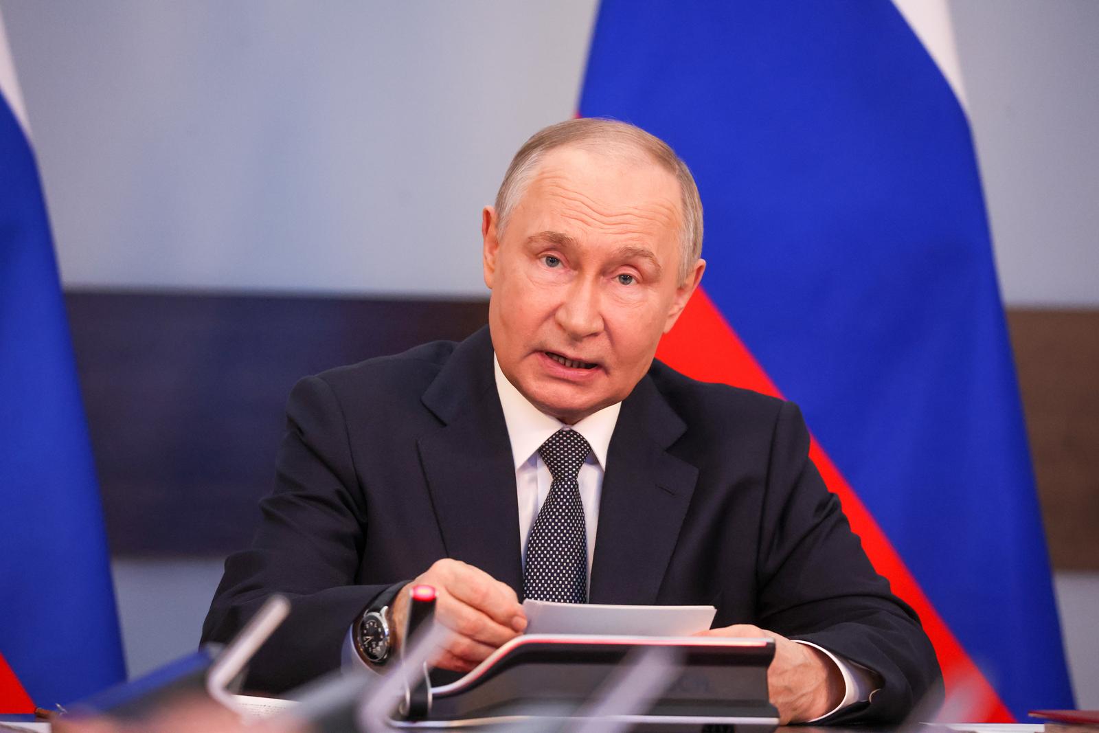 RUSSIA, ST PETERSBURG - APRIL 11, 2025: Russia's President Vladimir Putin holds a meeting at the Admiralty building to discuss development strategy for Russian Navy. Alexei Danichev/POOL/TASS/Sipa USA Photo: Tass/SIPA USA