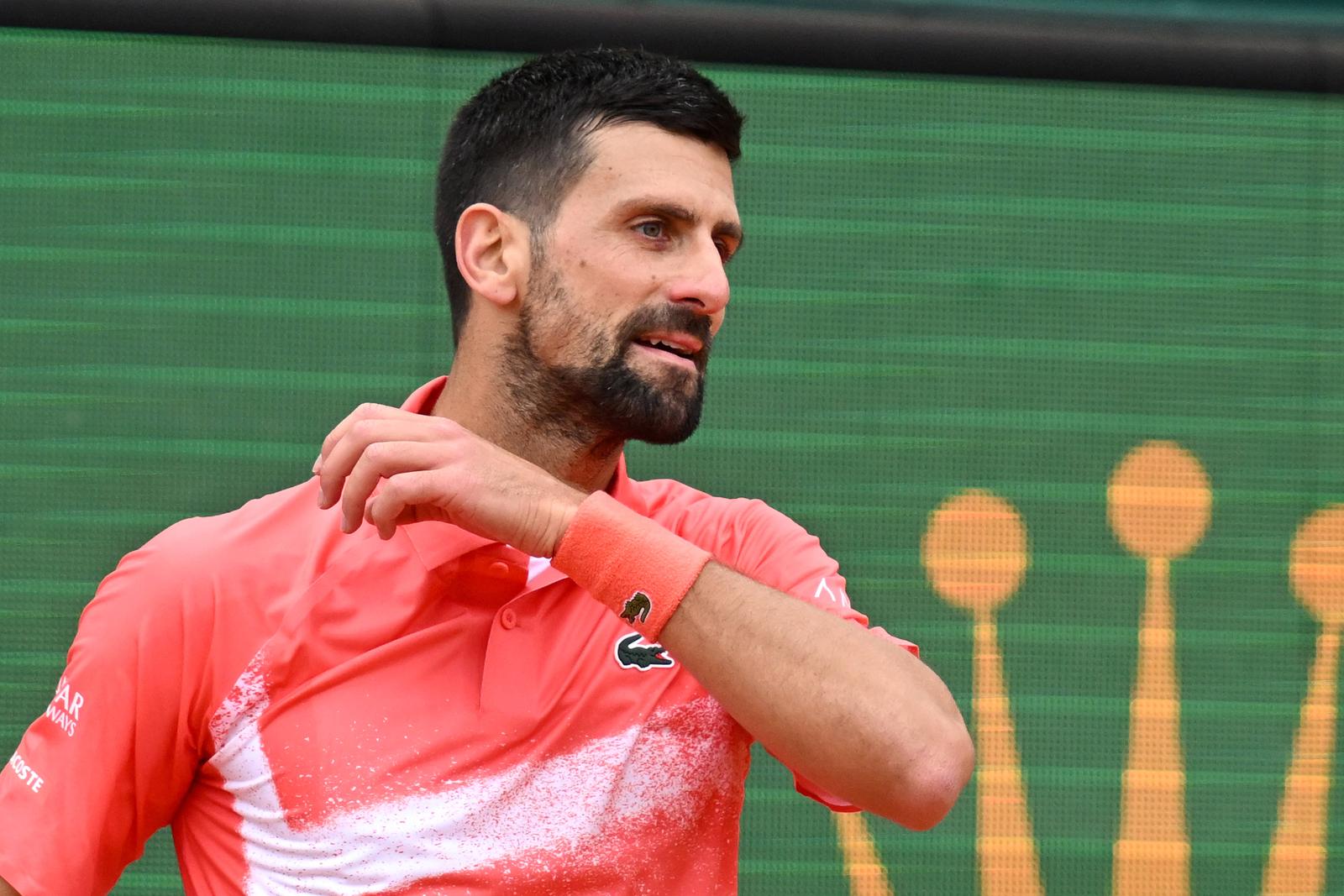 NOVAK DJOKOVIC, Serbia, Monte Carlo Rolex Masters 2025, azione, action, single shot, gesti TENNIS ROLEX MONTE-CARLO MASTERS 2025 Photo: IMAGO/STUDIO FOTOGRAFICO BUZZI SRL/IMAGOSPORT