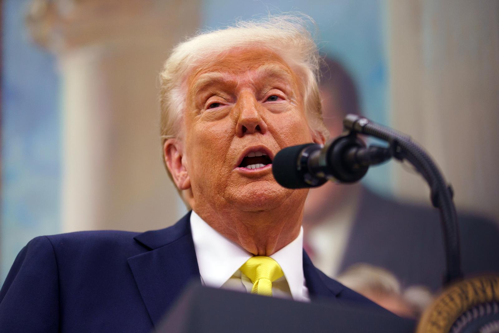 US President Donald Trump during a swearing in ceremony of Mehmet Oz as Administrator of the Centers for Medicare and Medicaid Services in the Oval Office at the White House, Washington, DC, USA, 18 April 2025. EPA-EFE/WILL OLIVER/POOL Photo: Sipa USA/SIPA USA