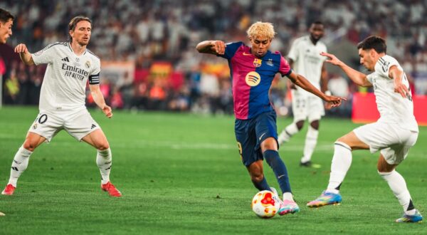 Lamine Yamal of FC Barcelona and Luka Modric of Real Madrid CF and Brahim Diaz of Real Madrid CF during the Spanish Cup, Copa del Rey, Final football match between FC Barcelona and Real Madrid on 26 April 2025 at Estadio de La Cartuja in Sevilla, Spain (Photo by /Sipa USA) Photo: IPA/SIPA USA