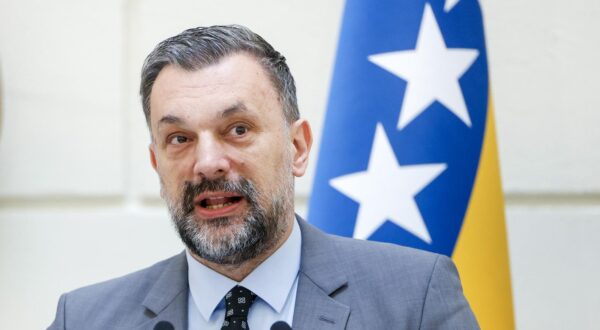 04.04.2025., Sarajevo, Bosna i Hercegovina - Ministar vanjskih poslova Bosne i Hercegovine Elmedin Konakovic sastao se sa ministricom za europske i medjunarodne poslove Republike Austrije Beate Meinl-Reisinger, nakon cega su odrzali konferenciju za medije. Photo: Armin Durgut/PIXSELL