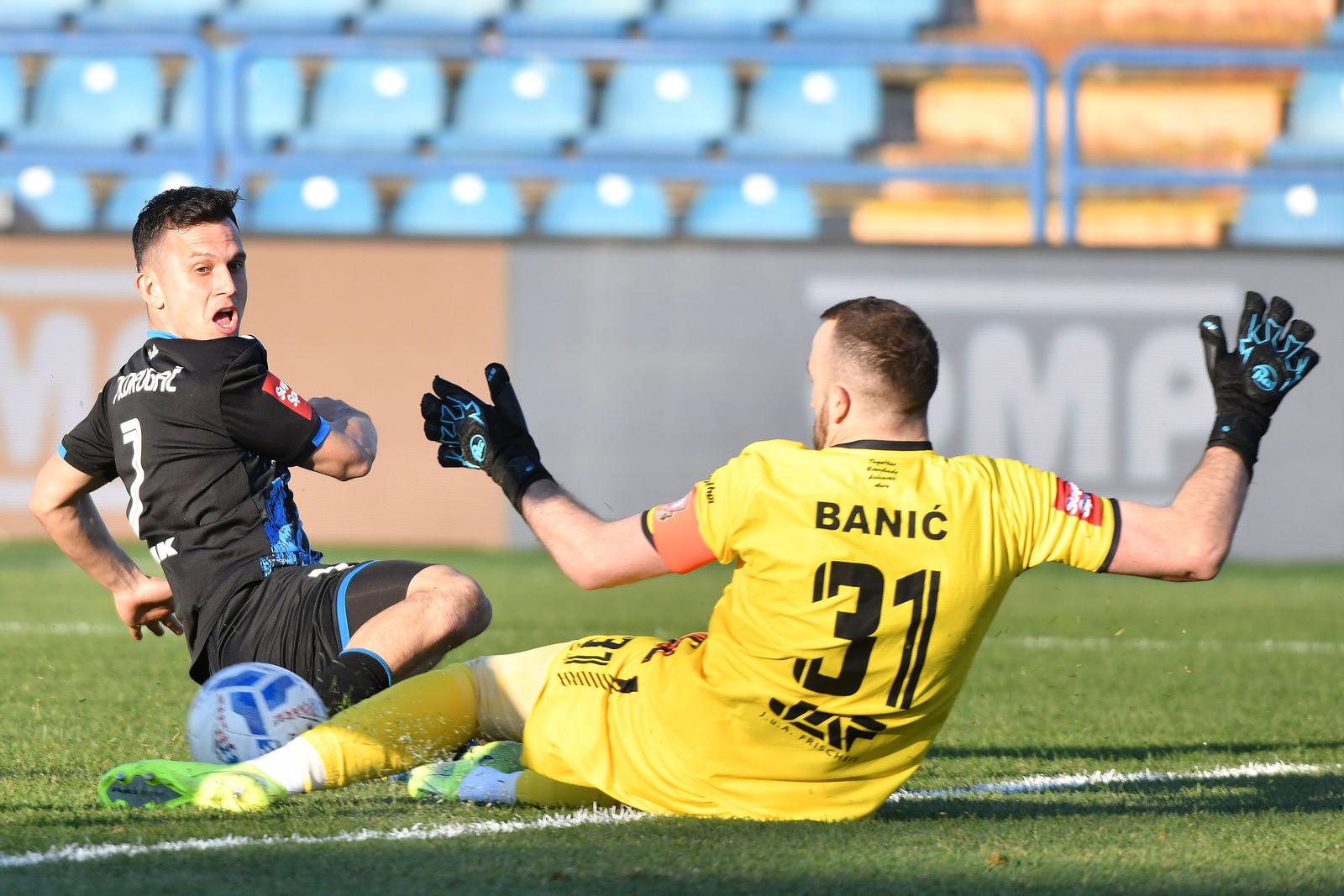 05.04.2025., stadion Varteks, Varazdin - SuperSport HNL, 28. kolo, NK Varazdin - HNK Gorica. Jurica Poldrugac i Ivan Banic Photo: Vjeran Zganec Rogulja/PIXSELL