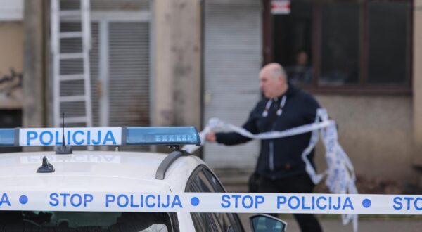 05.03.2023., Zagreb - Ubojstvo i pokusaj samoubojstva u zagrebackoj Dubravi, u zgradi u ulici Milovana Gavazzija.Policijski ocevid je u tijeku Photo: Tomislav Miletic/PIXSELL