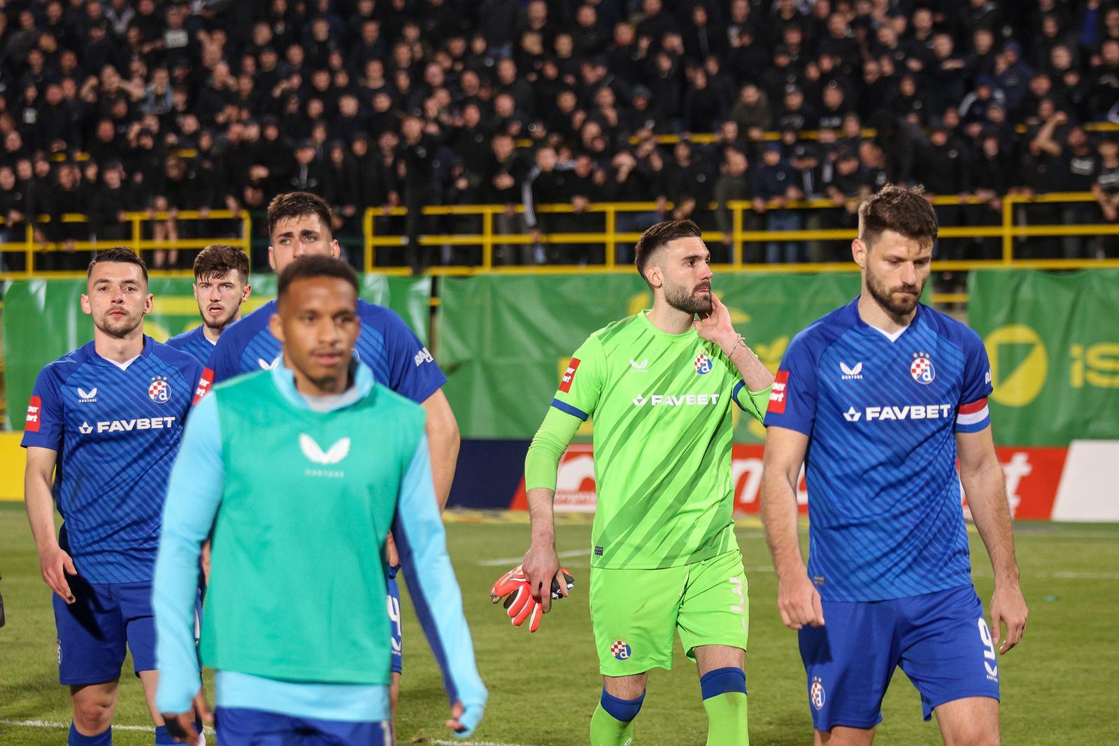 05.04.2025., Stadion Aldo Drosina, Pula - SuperSport HNL, 28. kolo, NK Istra 1961 - GNK Dinamo. Arber Hoxha, Ivan Nevistic i Bruno Petkovic. Photo: Nel Pavletic/PIXSELL