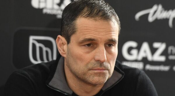 05.12.2022., Sibenik - Konferencija za medije HNK Sibenik uoci pocetka pripreme za nastavak Supersport Hrvatske nogometne lige. Na konferenciji medijima su se obratili trener Mario Cvitanovic i sportski direktor Dario Dabac.  Photo: Hrvoje Jelavic/PIXSELL