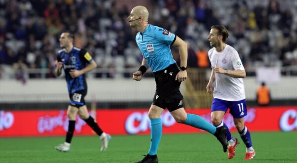 08.02.2025., stadion Poljud, Split - SuperSport HNL, 21. kolo, HNK Hajduk - NK Varazdin.
Sudac Dario Bel Photo: Ivana Ivanovic/PIXSELL