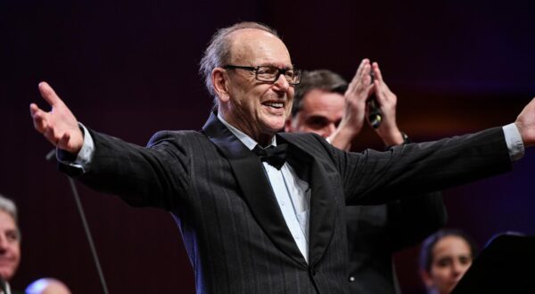 08.03.2024., Zagreb - Koncert ZGF
OFF Ciklus
Alfi Kabiljo  Svijet je moj  sansona, pjesma, mjuzikl, opera, film,tv
Dinko Apelt, dirigent
Radojka Sverko, Djani Stipanicev, Martin Kosovec, solisti
Zbor Husar&Tomcic skole Photo: Josip Regovic/PIXSELL