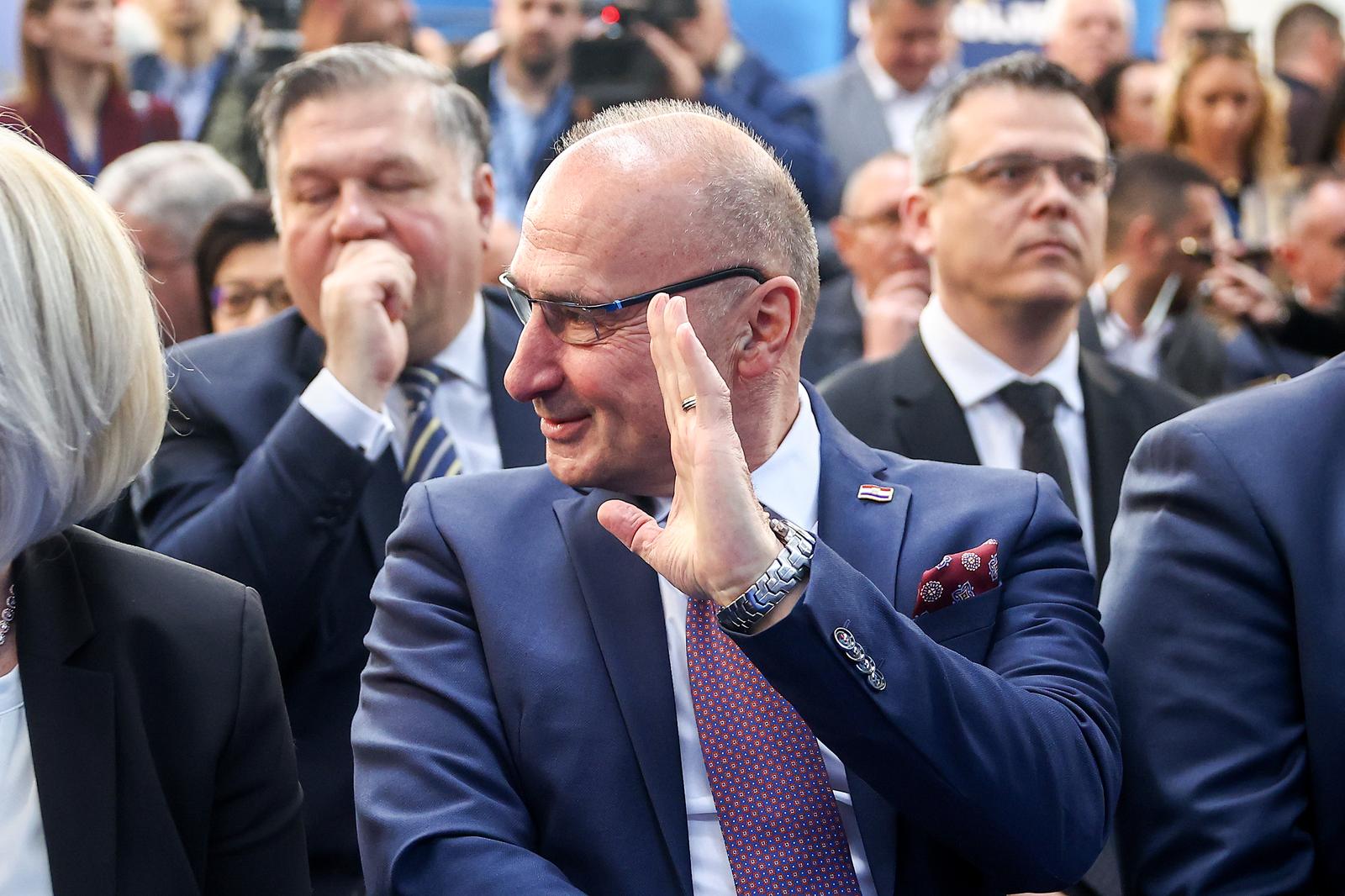 Gordan Grlić Radman
