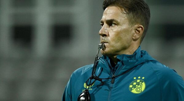 10.01.2025., Belek, Turska - Trening GNK Dinama na zimskim pripremama u Turskoj. Fabio Cannavaro Photo: Marko Lukunic/PIXSELL