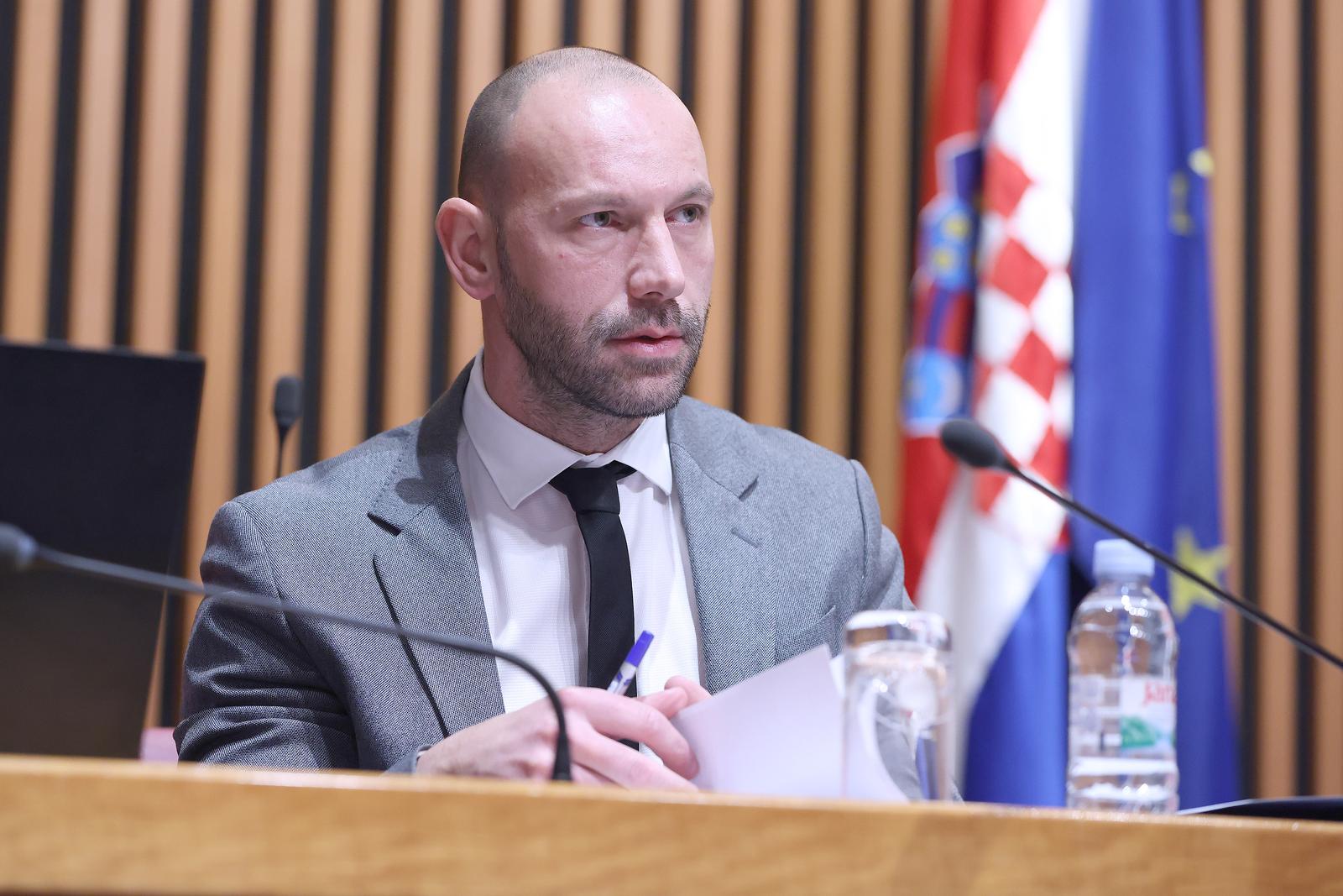 10.04.2025., Zagreb - Sjadnica Sabora nastavljena je raspravom o Konacnom prijedlogu zakona o drzavnoj informacijskoj infrastrukturi. Photo: Patrik Macek/PIXSELL