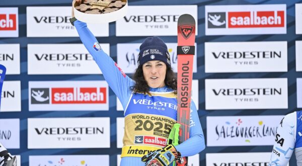 13.02.2025., Saalbach, Austrija - Svjetsko skijasko prvenstvo 2025 - veleslalom zene.

Brignone Federica (Ita) osvojila je zlato u vleslalomu, srebro 
Robinson Alice (Nzl) broncu 
Stjernesund Thea Louise (Nor) Photo: Igor Soban/PIXSELL