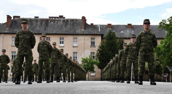 14.05.2021., Pozega - Svecanost polaganja prisege 30. narastaja rocnih vojnika na dragovoljnom vojnom osposobljavanju u vojarni "12. Brigade HV". Photo: Ivica Galovic/PIXSELL