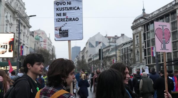 15.03.2025., Beograd, Srbija - Najveci prosvjed u Srbiji "15. za 15" sluzbeno je poceo. Na ulicama Beograda skupili su se deseci tisuca ljudi koji traze pravdu nakon sto je poginulo 15 osoba nakon urusavanja nadstresnice u Novom Sadu. Photo: Dejan Rakita/PIXSELL