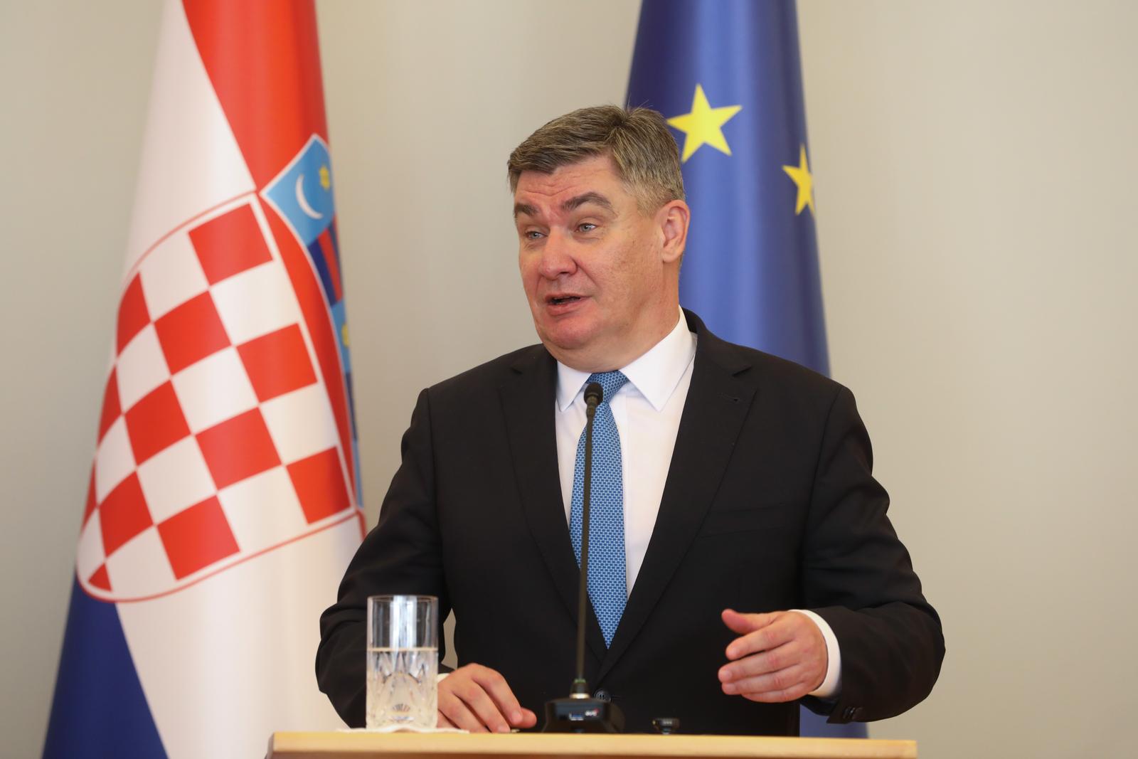 15.04.2025., Zagreb, Predsjednik Republike Hrvatske Zoran Milanovic sastao se u Uredu Predsjednika Republike s predsjednikom Republike Poljske Andrzejom Dudom koji, sa suprugom Agatom Kornhauser-Duda, u sluzbenom posjetu Republici Hrvatskoj. Nakon susreta predsjednici su dali izajve za medije. Photo: Robert Anic/PIXSELL
