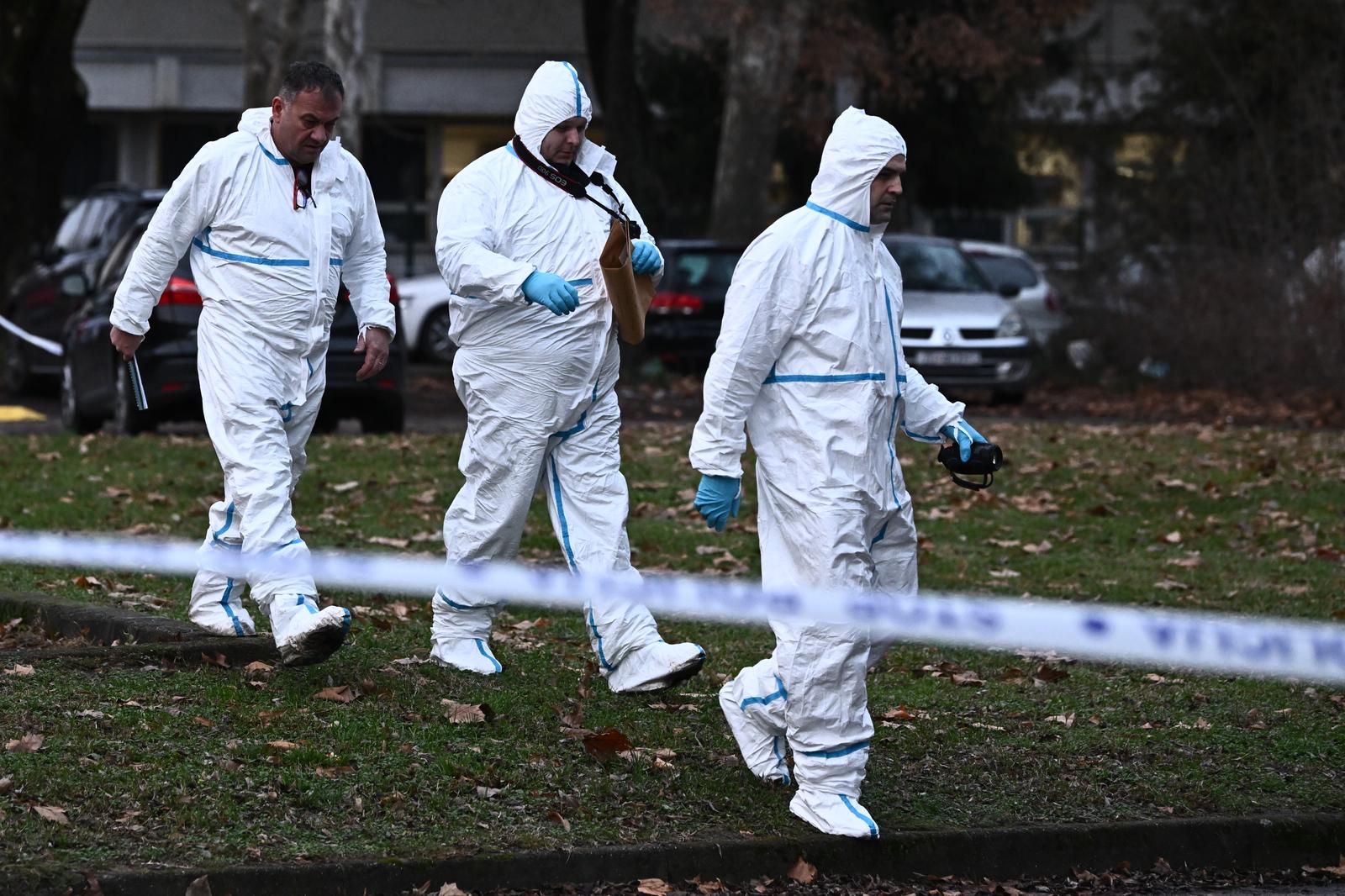 20.12.2024., Zagreb - Forenzicari provode ocevid nakon napada nozem u Osnovnoj skoli Precko pri cemu je smrtno stradao jedan ucenik, a ozlijedjeno je jos troje ucenika i uciteljica. Photo: Marko Lukunic/PIXSELL