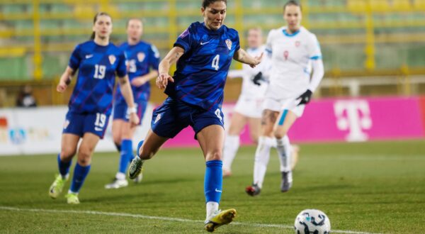 21.02.2025., stadion Aldo Drosina, Pula - UEFA Liga nacija, zene, Liga B, skupina 4, 1. kolo, Hrvatska - Ceska. Leonarda Balog Photo: Srecko Niketic/PIXSELL