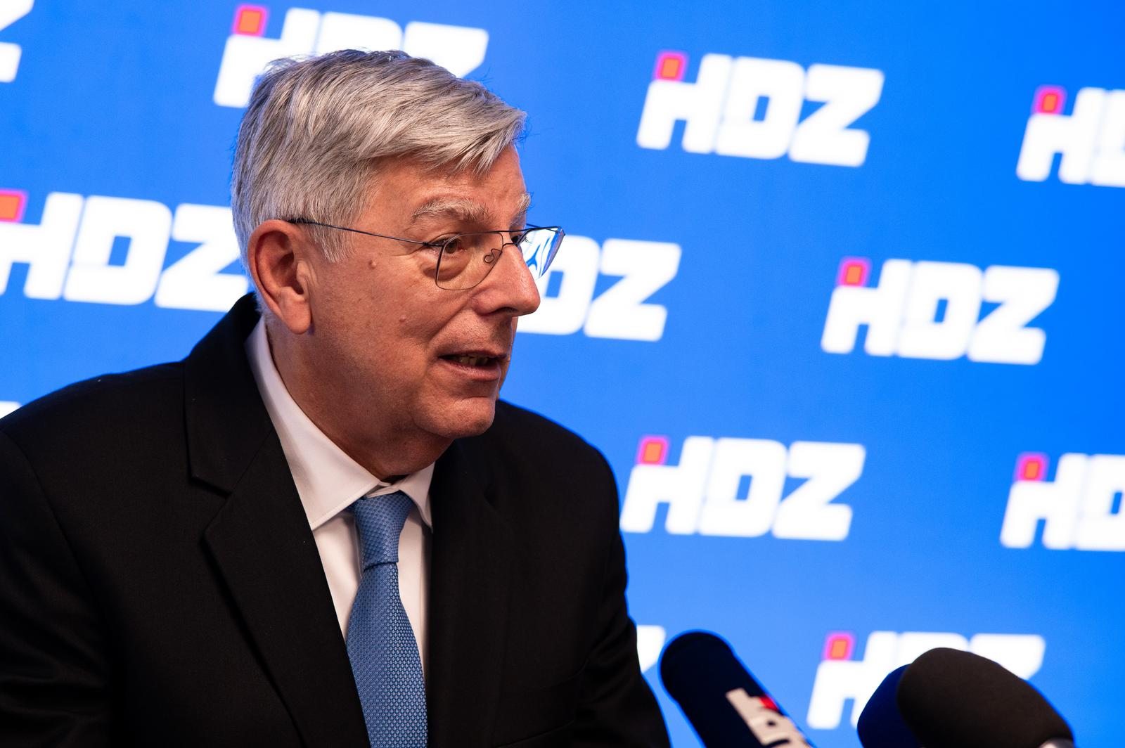 22.04.2025., Zagreb - Zeljko Reiner dao je izjavu medijima nakon sjednice Predsjednistva HDZ-a. Photo: Luka Antunac/PIXSELL