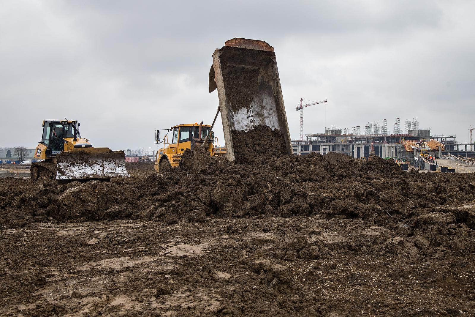 23.02.2015., Zagreb -  Posjet gradilistu i prezentaciju tijeka radova novog putnickog terminala Medjunarodne zracne luke Zagreb. rPhoto: Davor Puklavec/PIXSELL