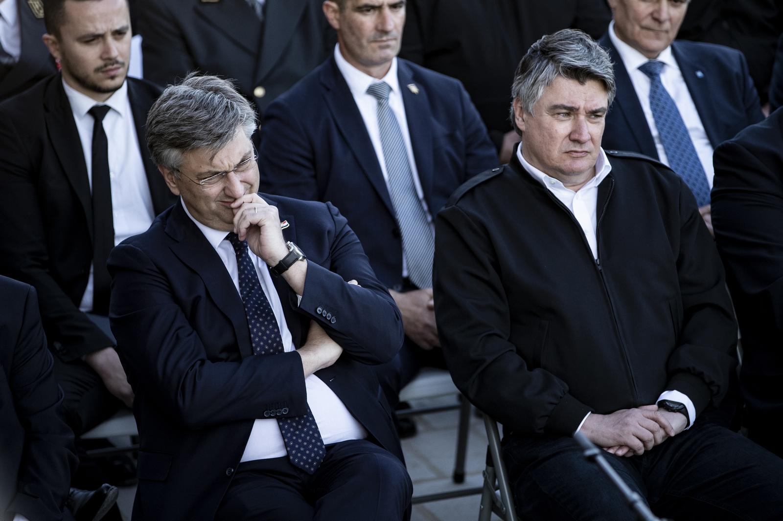 28.04.2022., Klis - Svecana akademija povodom 31. Obljetnice 4.  Gardijske brigade. Na svecanoj akademiji sudjeluju Premijer Andrej Plenkovic i Predsjednik Zoran Milanovic.  Photo: Milan Sabic/PIXSELL