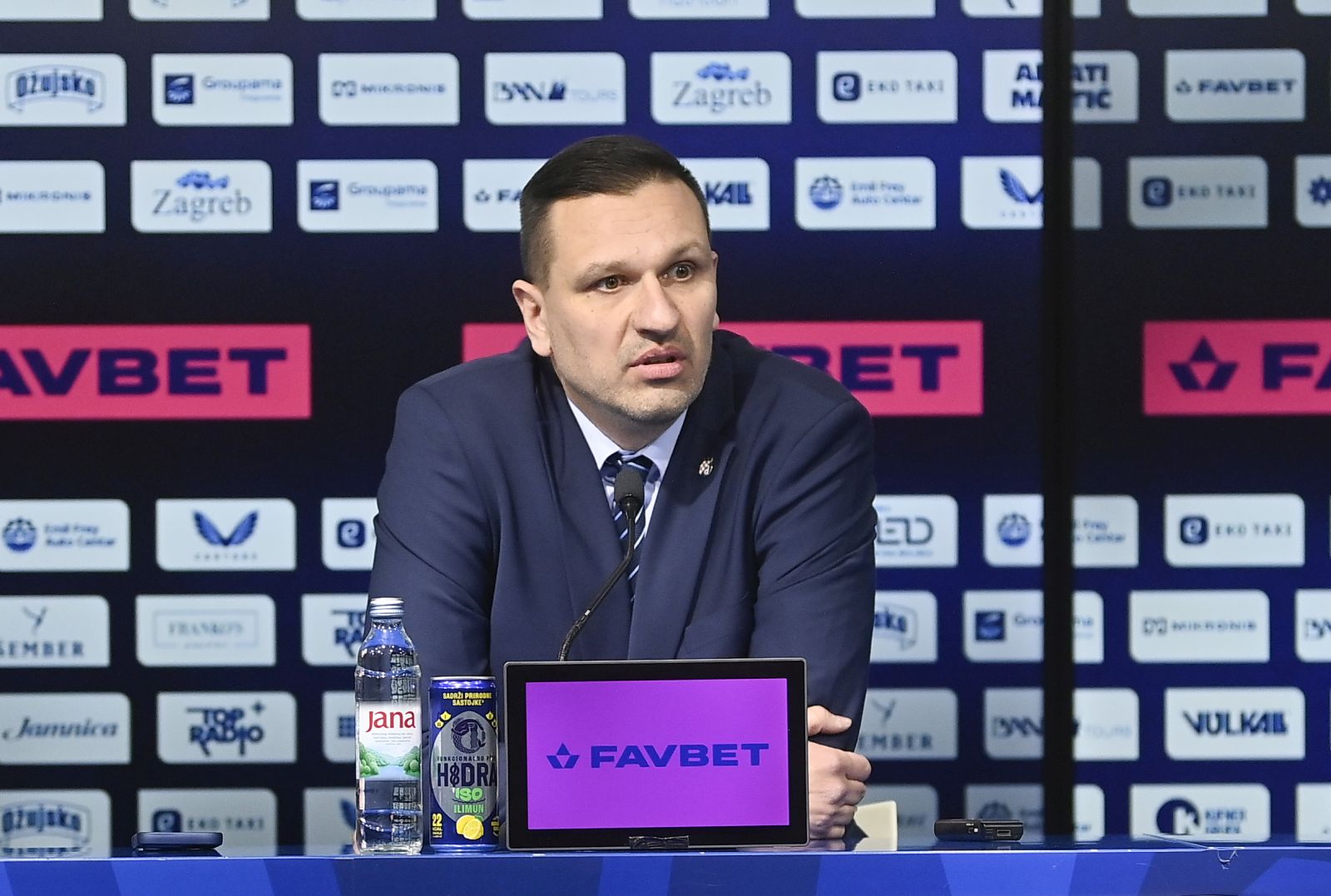 29.12.2024.,  Zagreb - Izvanredna press konferencija GNK Dinama na kojoj su pred. Uprave Dinama  Zvonimir Manenica i Marko Maric objavili smjenu trenera Nenada Bjelice i imenovanje novog trenera Fabia Cannavara. Photo: Igor Soban/PIXSELL