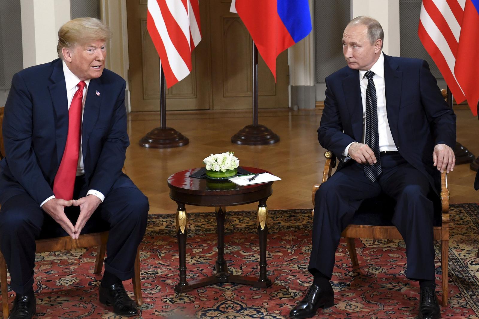 FINLAND-HELSINKI-TRUMP-PUTIN-MEET (180716) -- HELSINKI, July 16, 2018 (Xinhua) -- U.S. President Donald Trump (L) meets with his Russian counterpart Vladimir Putin in Helsinki, Finland, on July 16, 2018. U.S. President Donald Trump and his Russian counterpart Vladimir Putin started their first bilateral meeting here on Monday, and they are expected to discuss a wide range of issues. (Xinhua/Lehtikuva/Heikki Saukkomaa) Lehtikuva/Heikki Saukkomaa  Photo: XINHUA/PIXSELL