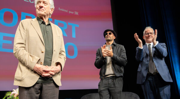 78th International Cannes Film Festival 78eme Festival International du Film de Cannes Masterclass with Robert de Niro 444181 2025 05 14 France De Niro, Robert Frémaux, Thierry Artist JR JR PUBLICATIONxNOTxINxFRAxBEL Copyright: xEstellexCarlierx/xStarfacex STAR_444181_037
