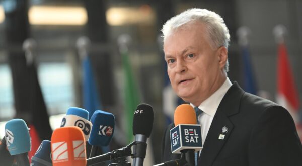 Gitanas Nauseda President Lithuania arriving to Consilium building in Brussels, Belgium on March 20, 2025. EU leaders are meeting in Brussels to discuss Ukraine and the next steps on defence. The next multiannual financial framework, budget, migration, the latest developments in the Middle East on the agenda.  (Photo by Aleksy Witwicki/Sipa USA) Photo: Aleksy Witwicki/SIPA USA