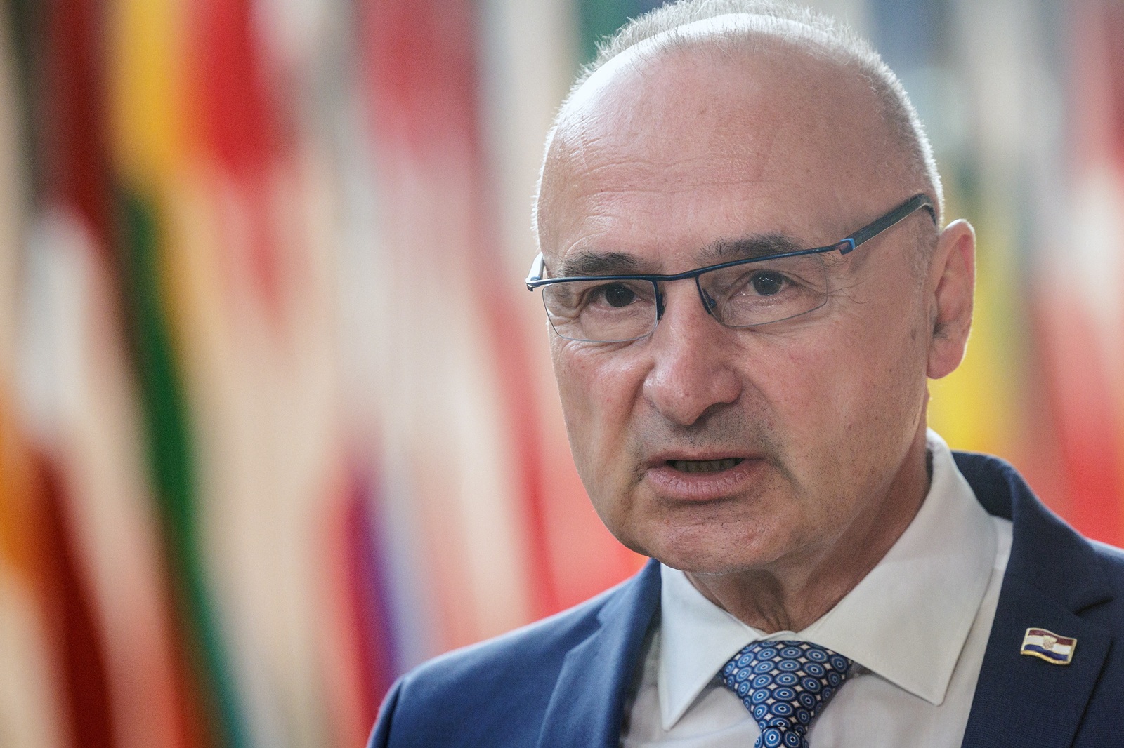 epa12121350 Croatia's Minister of Foreign and European Affairs, Gordan Grlic Radman arrives for the 3rd European Union - African Union Ministerial Meeting at the European Council in Brussels, Belgium, 21 May 2025.  EPA/OLIVIER MATTHYS