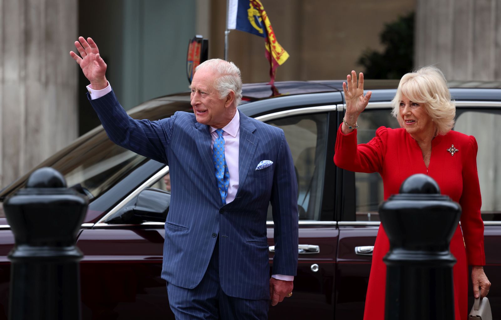 epa12077356 Britain's Charles III Charles (L) and Queen Camilla (R) arrive at the National Gallery in London, Britain, 06 May 2025.  King Charles and Queen Camilla unveiled the recently completed Coronation State Portraits at the National Gallery and reopened the newly furbished Sainsbury Wing.  EPA/ANDY RAIN