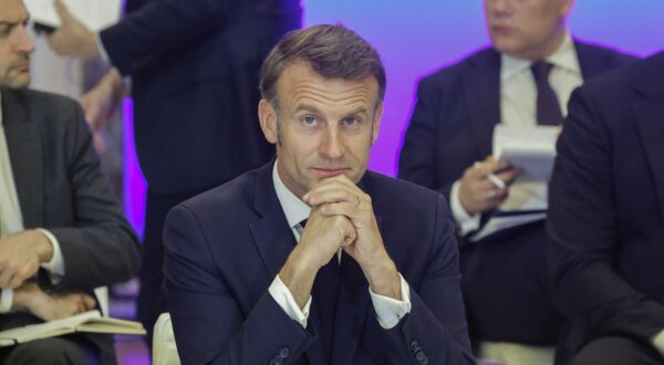 epa12088631 France's President Emmanuel Macron (C) looks on during a meeting of the 'Coalition of the willing' at the Mariinskyi Palace, the official residence of the president of Ukraine, in Kyiv, Ukraine, 10 May 2025, amid the ongoing Russian invasion.  EPA/SERGEY DOLZHENKO