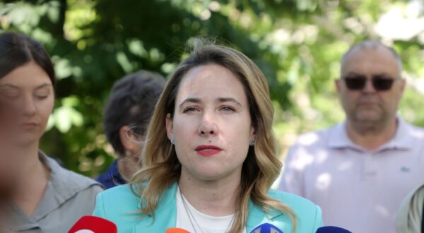 agreb.27.5.2025. - Održana je konferencija za novinare kandidatkinje za gradonačelnicu Zagreba, Marije Selak Raspudić s temom "Ako Tomašević dođe na vlast slijede novi udari na džep vozača" .foto HINA/ Tomislav Pavlek/ tp