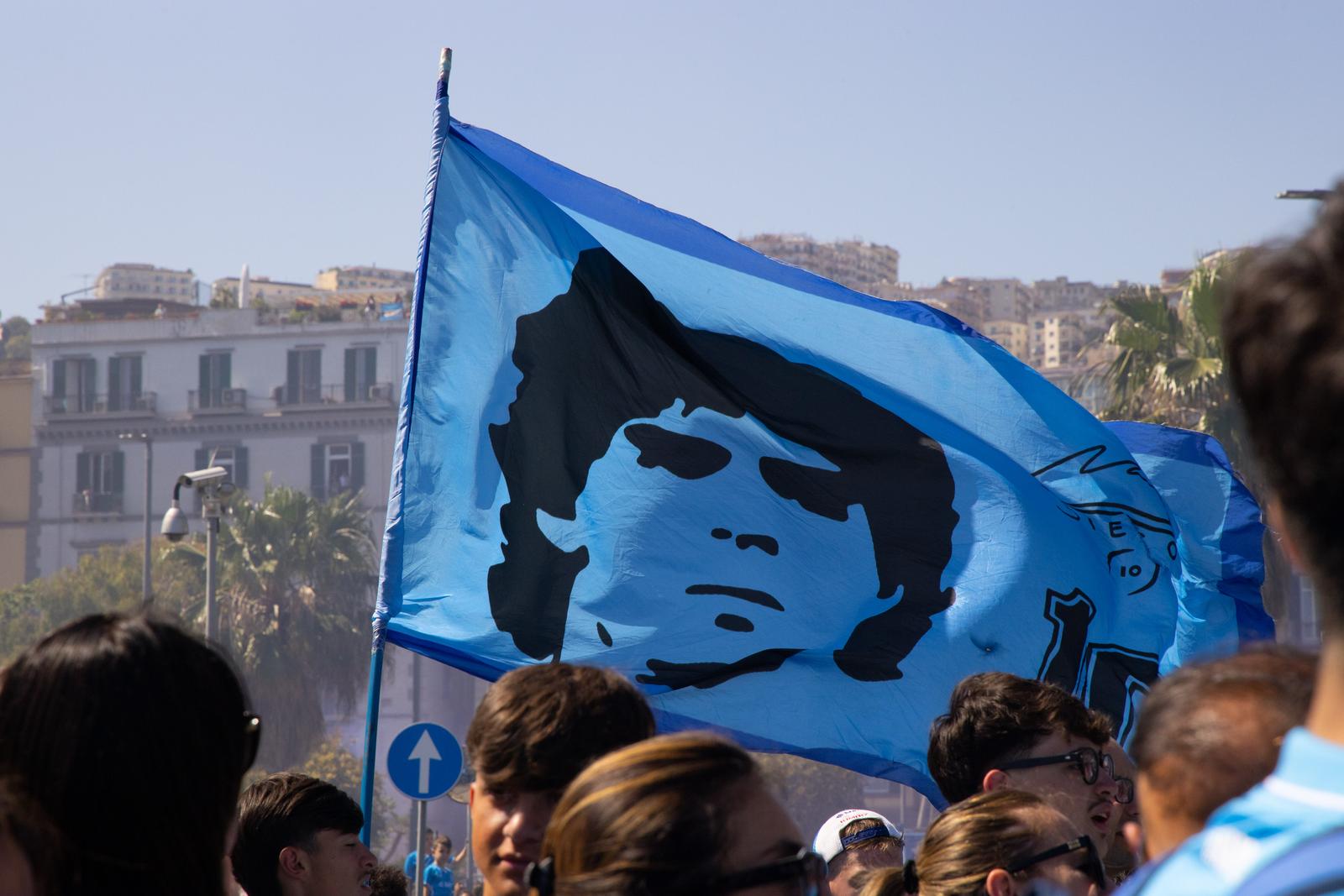 SSC Napoli supporters with Maradona flag, attend the Serie A championship victory parade along the Caracciolo seafront. Naples, May 26th, 2025. ©Photo: Cinzia Camela.  (Photo by Cinzia Camela/LiveMedia/Sipa USA) Photo: LiveMedia/SIPA USA
