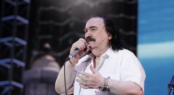 05.06.2022., Split - Veliki koncert Mise Kovaca na Starom placu. Photo: Miroslav Lelas/PIXSELL
