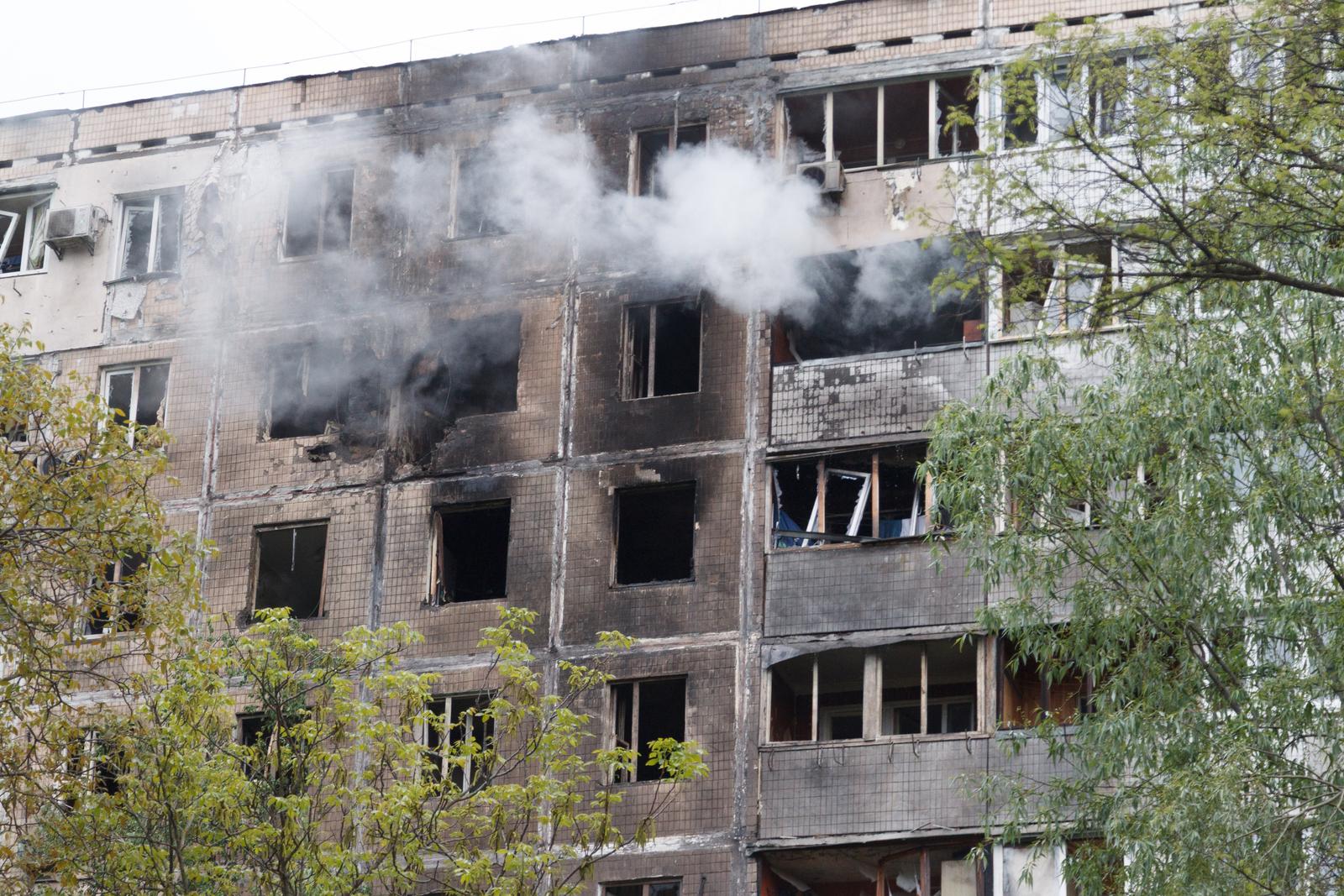 Impact of the downed Russian drone fall onto a residential mid-rise building, Kyiv, Ukraine, on May 7, 2025 (Photo by Kyrylo Chubotin/Ukrinform)
  (Photo by Ukrinform/Ukrinform/Sipa USA) Photo: UKRINFORM/SIPA USA