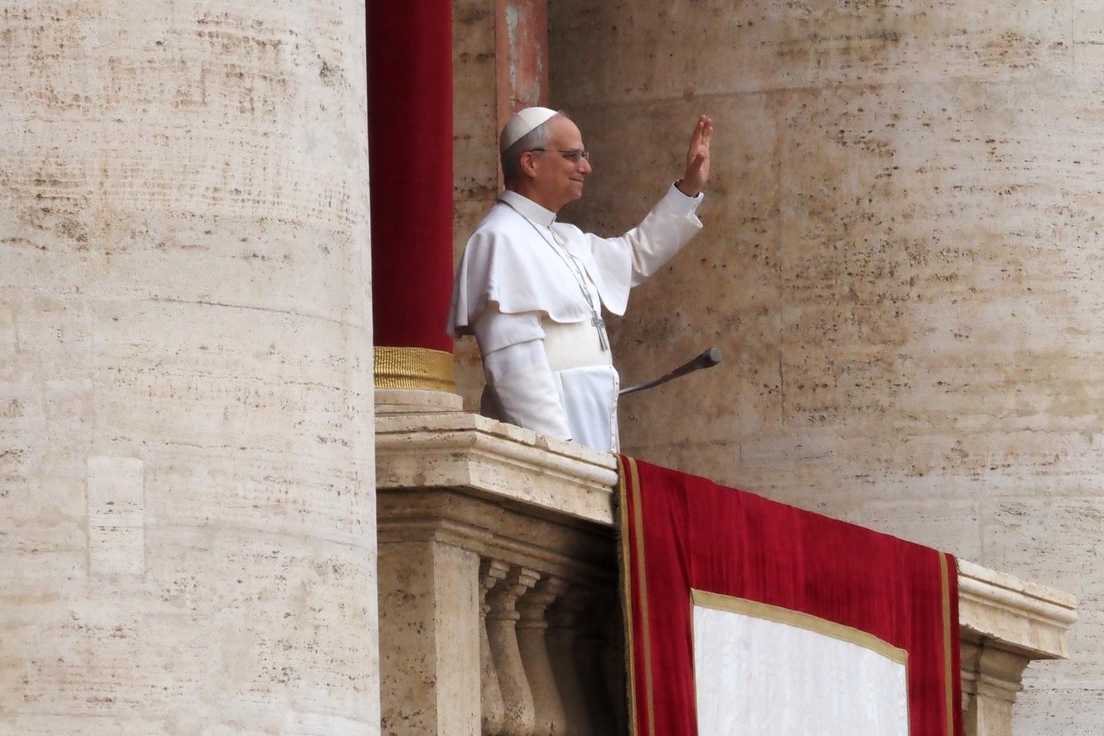 Papa Lav XIV.