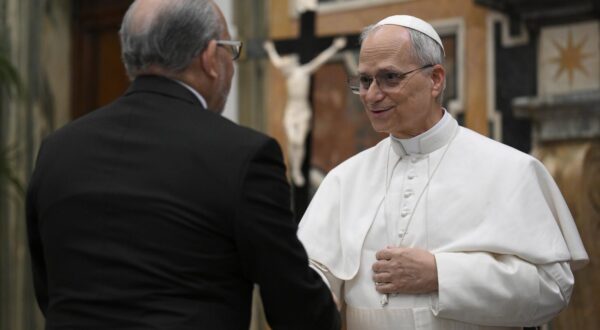 ITALY - REL - POPE LEO XIV RECIEVES IN PRIVATE AUDIENCE MEMEBERS OF THE DIPLOMATIC CORPS ACCREDITED TO THE HOLY SEE AT THE VATICAN - 2025/05/16 Italy, Rome, Vatican 2025/5/16 Pope Leo XIV receives in private audience Members of the Diplomatic Corps accredited to the Holy See at the Vatican EDITORIAL USE ONLY - NO BOOKS Copyright: xVATICANxMEDIA/CPPx Photo: IMAGO/VATICAN MEDIA/CPP/IMAGOSTOCK&PEOPLE